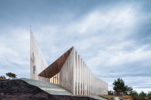 Knarvik Community Church by Reiulf Ramstad Arkitekter