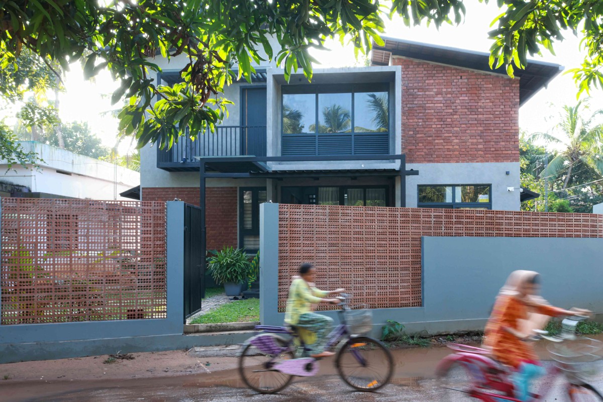 Subtle House by Aslamsham Architects