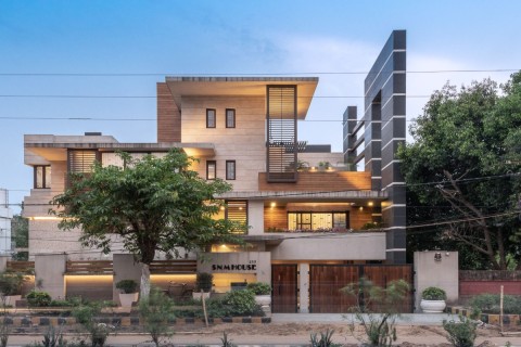 Mohanty Villa by KNS Architects