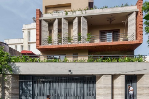 Kandarp - A House of Interaction by Aangan Architects