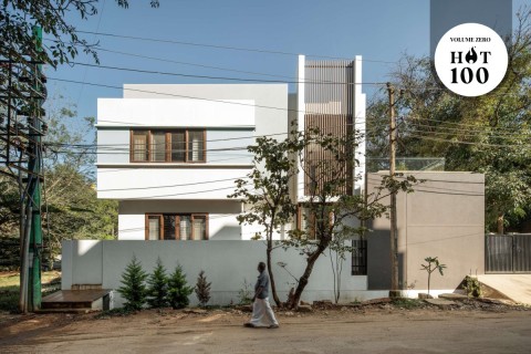 House With Two Courts by Shuonya Nava Designs