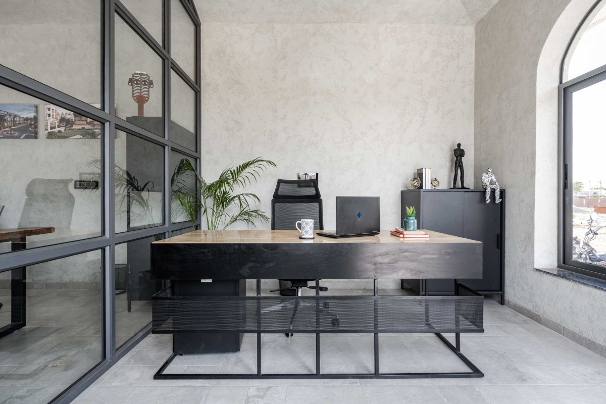 Interior view of Office Somber by Space Deisgn Studio