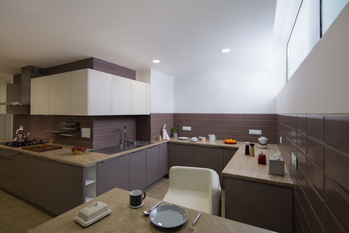 Kitchen of GC House by Studio Archohm