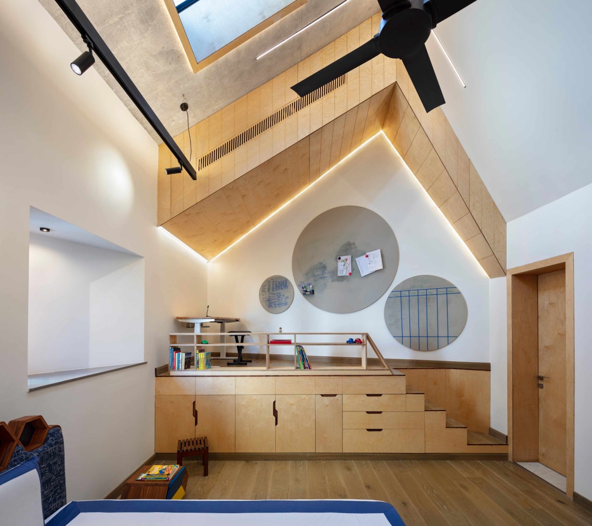 Bedroom and study area of Chromatic House by Anagram Architects