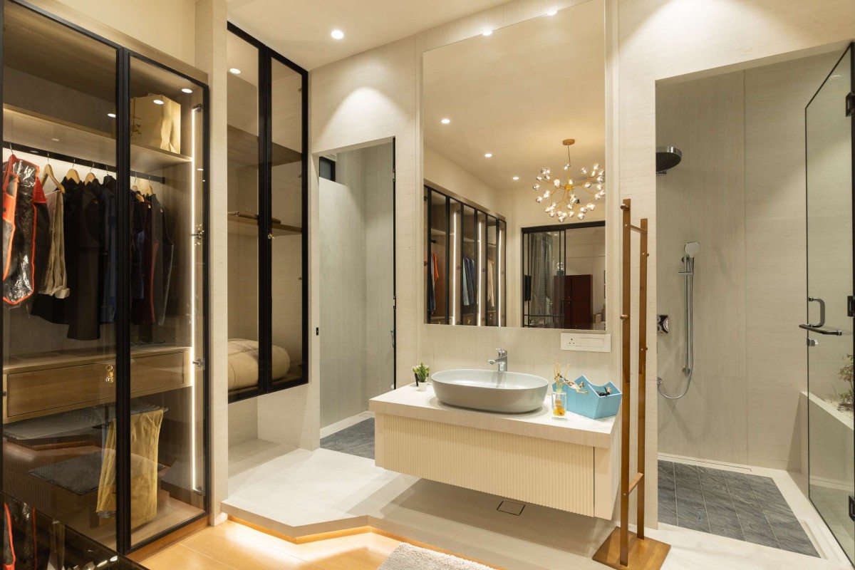 Bathroom of The Architect’s Den by Rainbow Designers & Associates