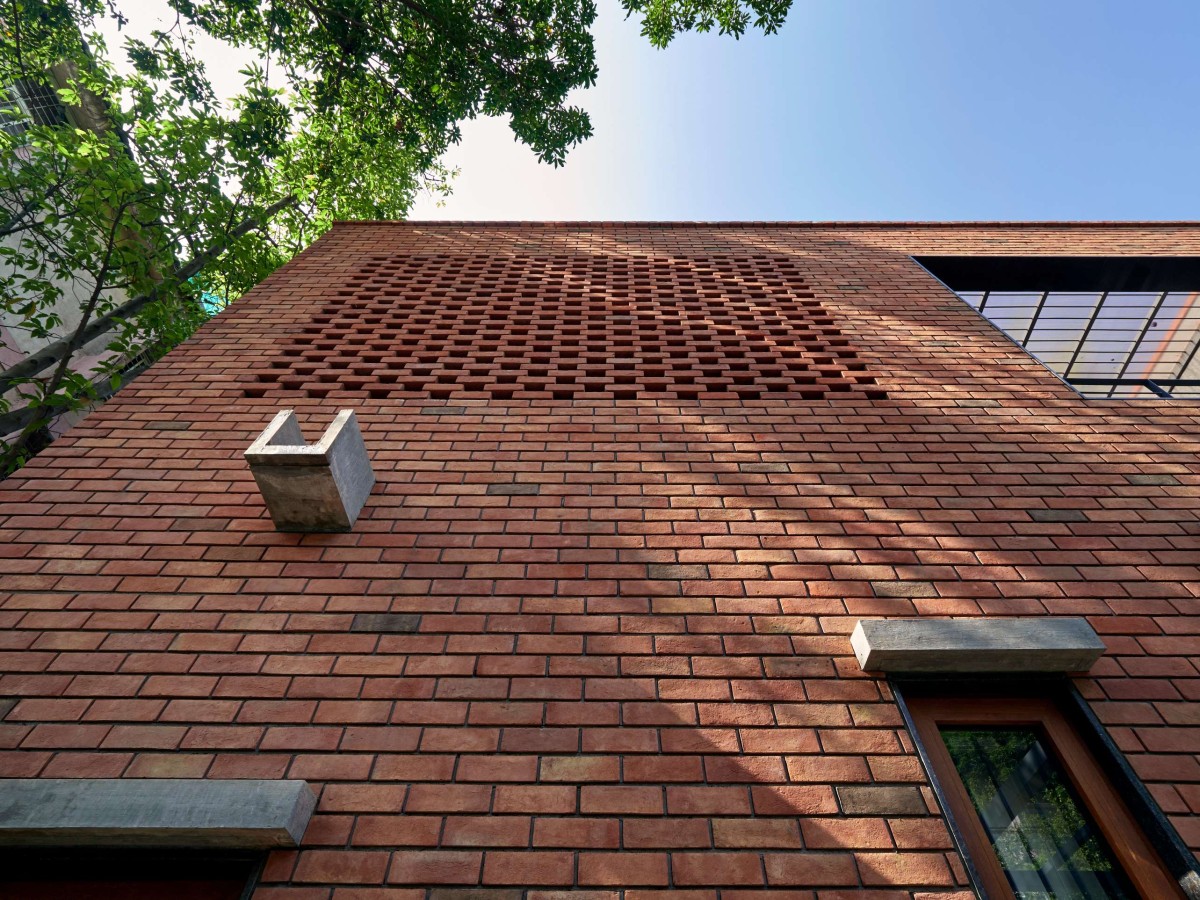 Brick Perforated Wall of The Brick Abode by Alok Kothari Architects