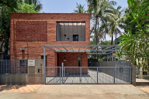 The Brick Abode by Alok Kothari Architects