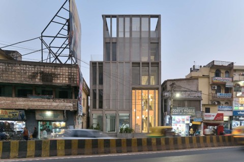 Veiled Building by KUN Studio