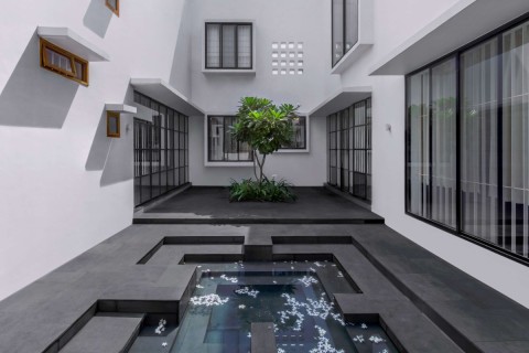 The Courtyard House by Atelier Varun Goyal