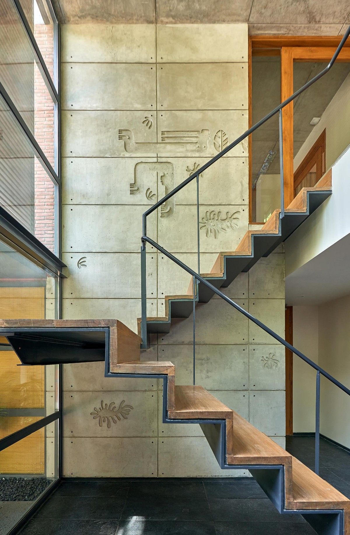 Staircase of House of Courts by DADA & Partners
