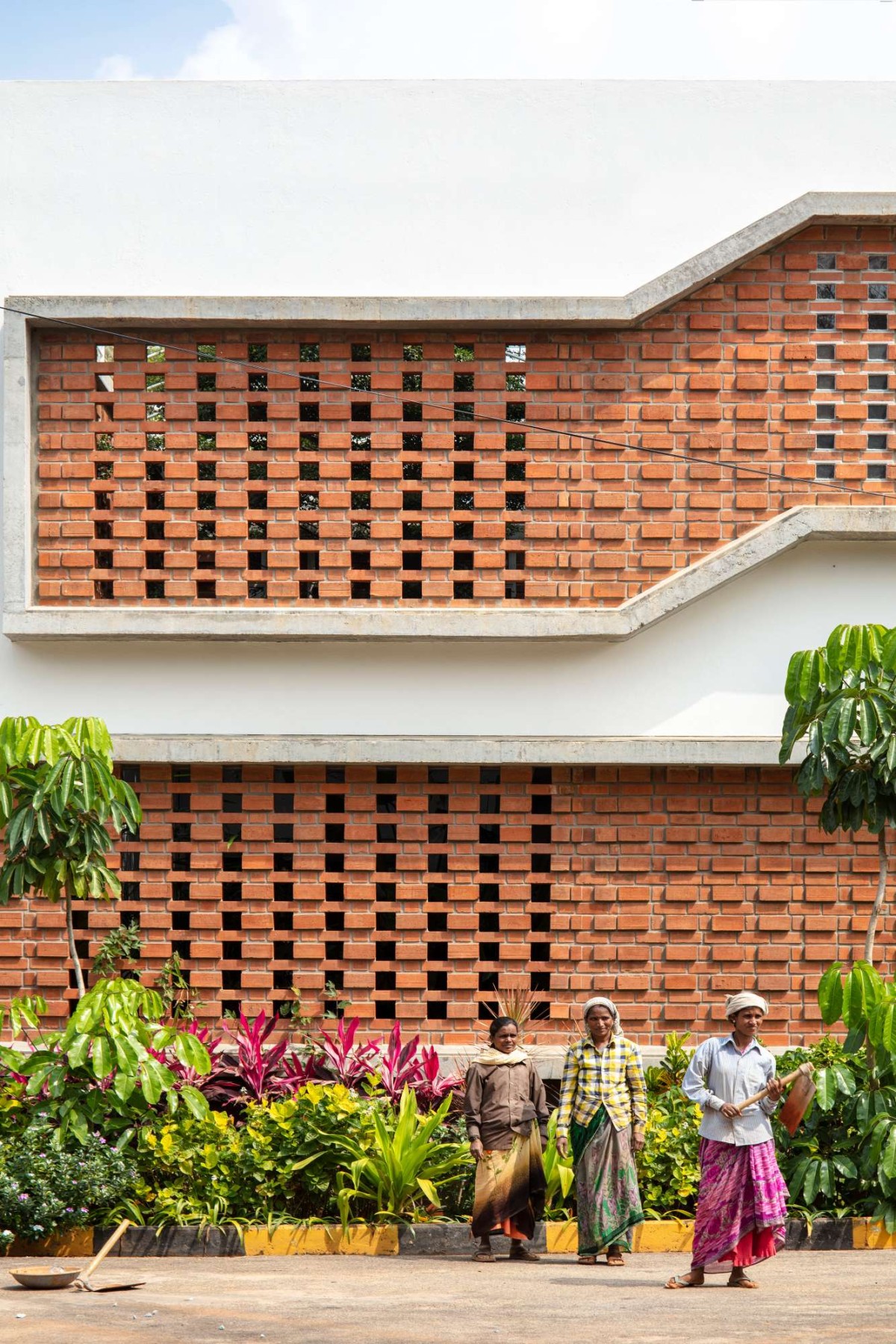 Exterior view of Inside Out House by Gaurav Roy Choudhury Architects