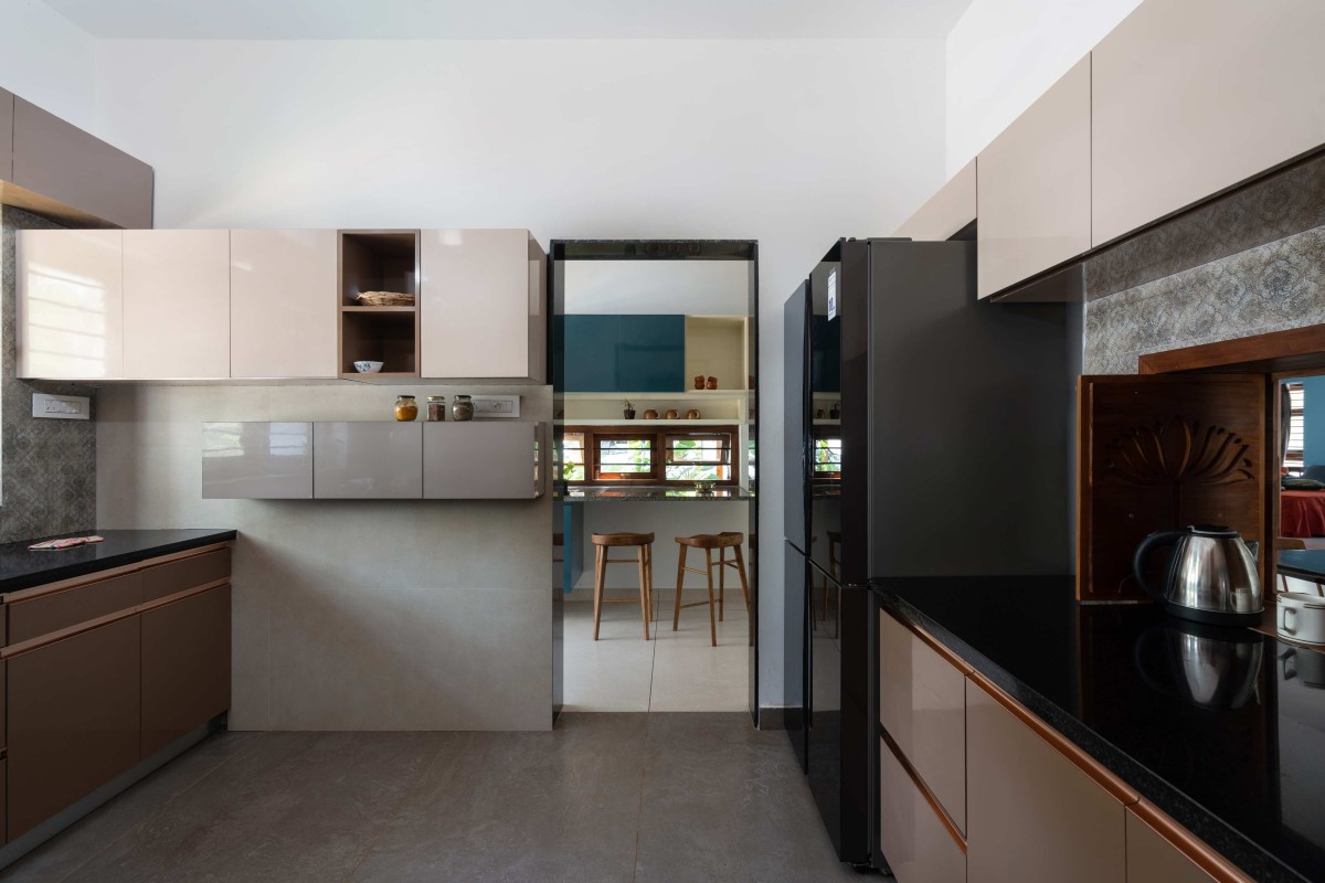 Kitchen of Inward House by Archstation Architecture