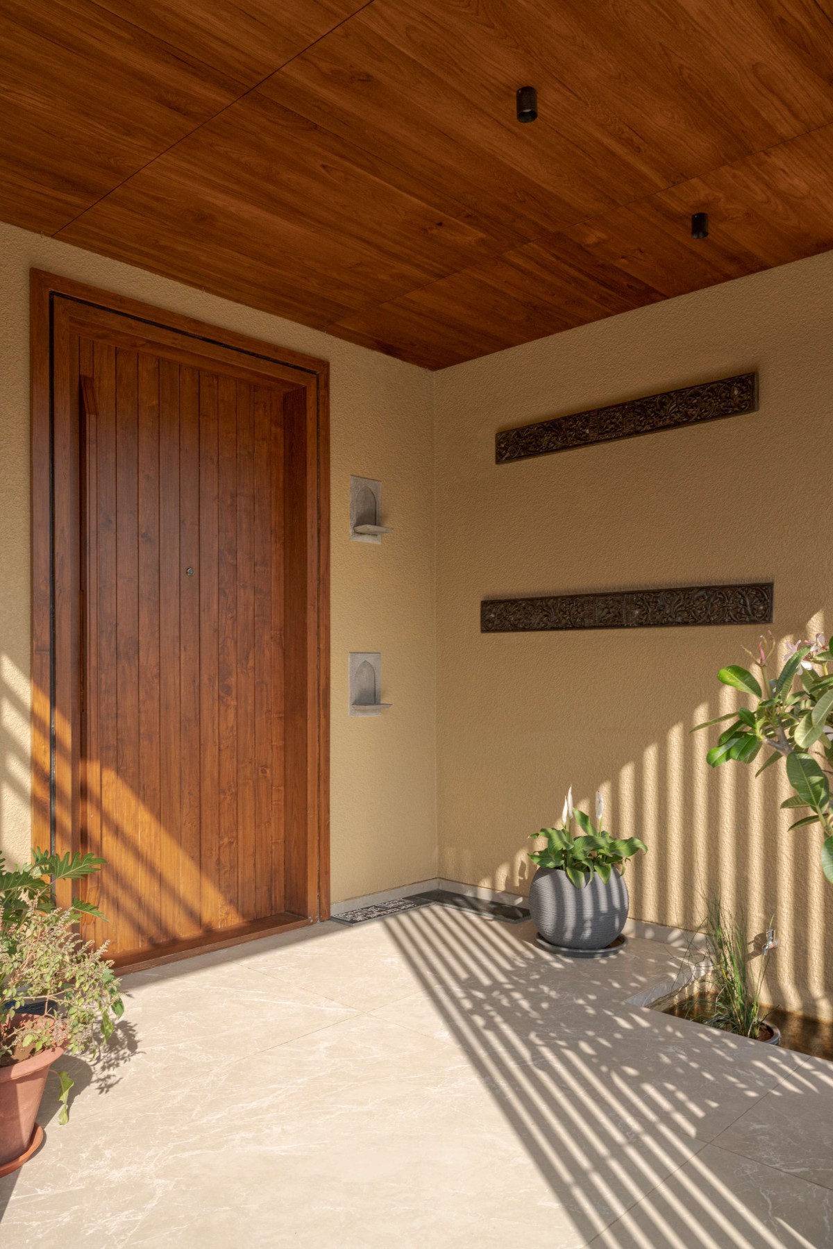 Detailed shot of entrance door of Anandi by Avartan Design Studio