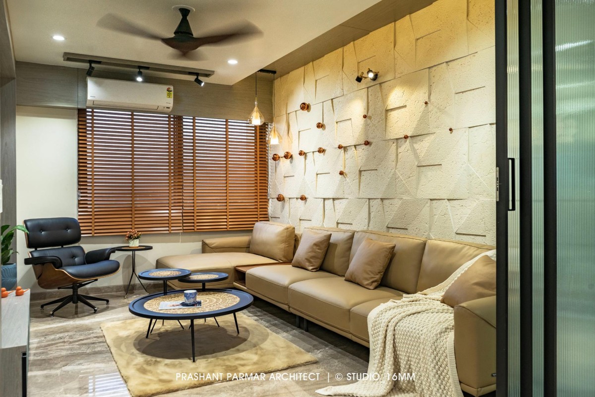 Family area of Ultra-Modern Luxurious Penthouse by Prashant Parmar Architect - Shayona Consultant
