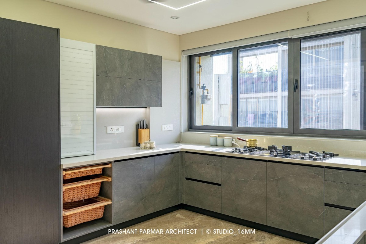 Kitchen of Ultra-Modern Luxurious Penthouse by Prashant Parmar Architect  Shayona Consultant