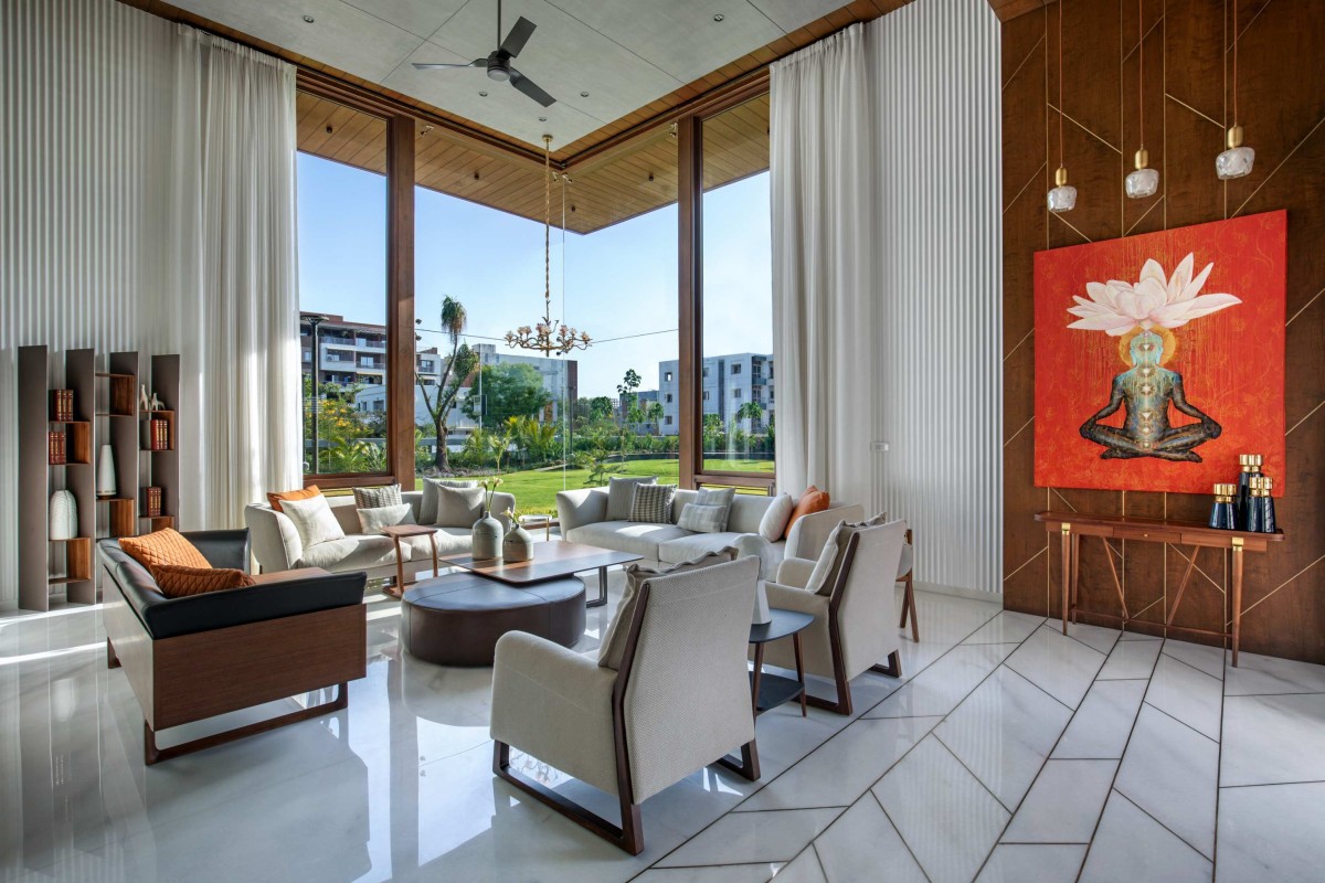Living room of Ankit Shah Residence by Dipen Gada & Associates