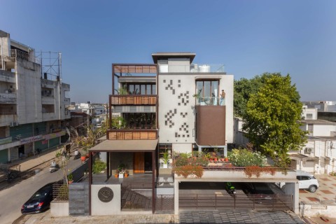 Swapna Residence by Architects at Work
