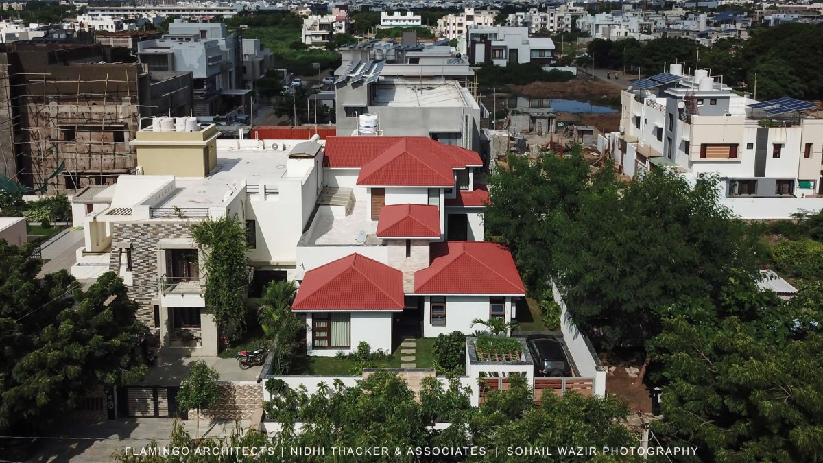 Bird eye view of Pujara House by Flamingo Architects + Nidhi Thacker and Associates