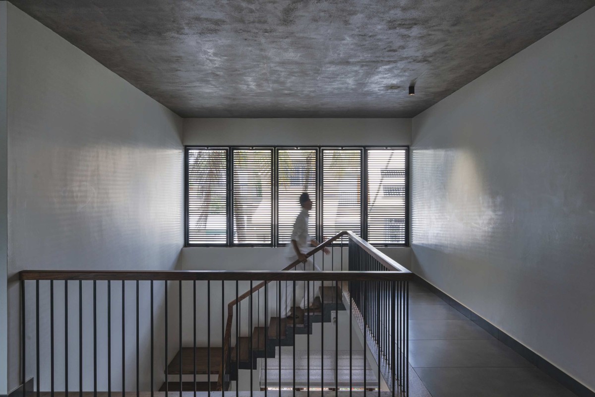 Staircase of Alibhais House by Eleventh Floor Architects