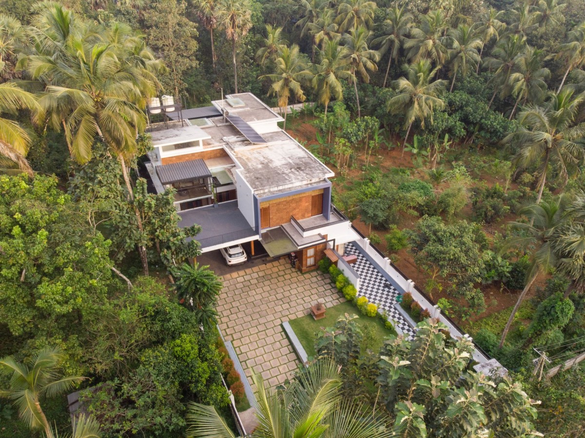 Bird eye view of The Frangipani House by Designature Architects