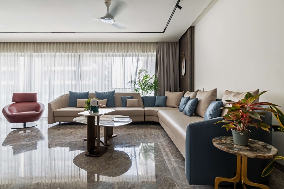 Living room of Aagam (Grandezza - A wing) by Obaku Design