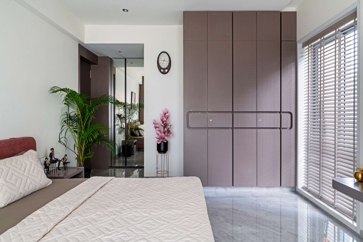 Bedroom 2 of Aagam (Grandezza - A wing) by Obaku Design