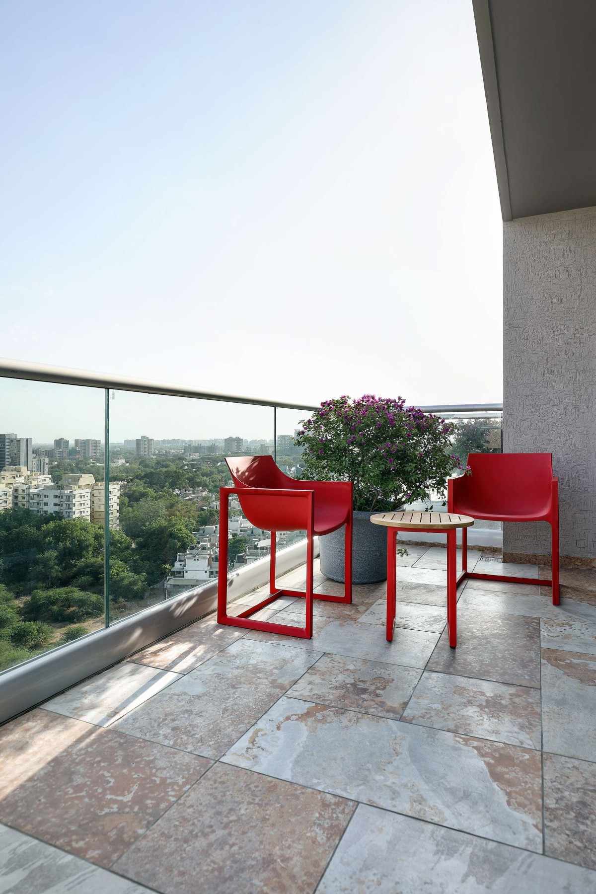 Balcony of Mansukh Rojiwadia’s Penthouse by Dipen Gada & Associates