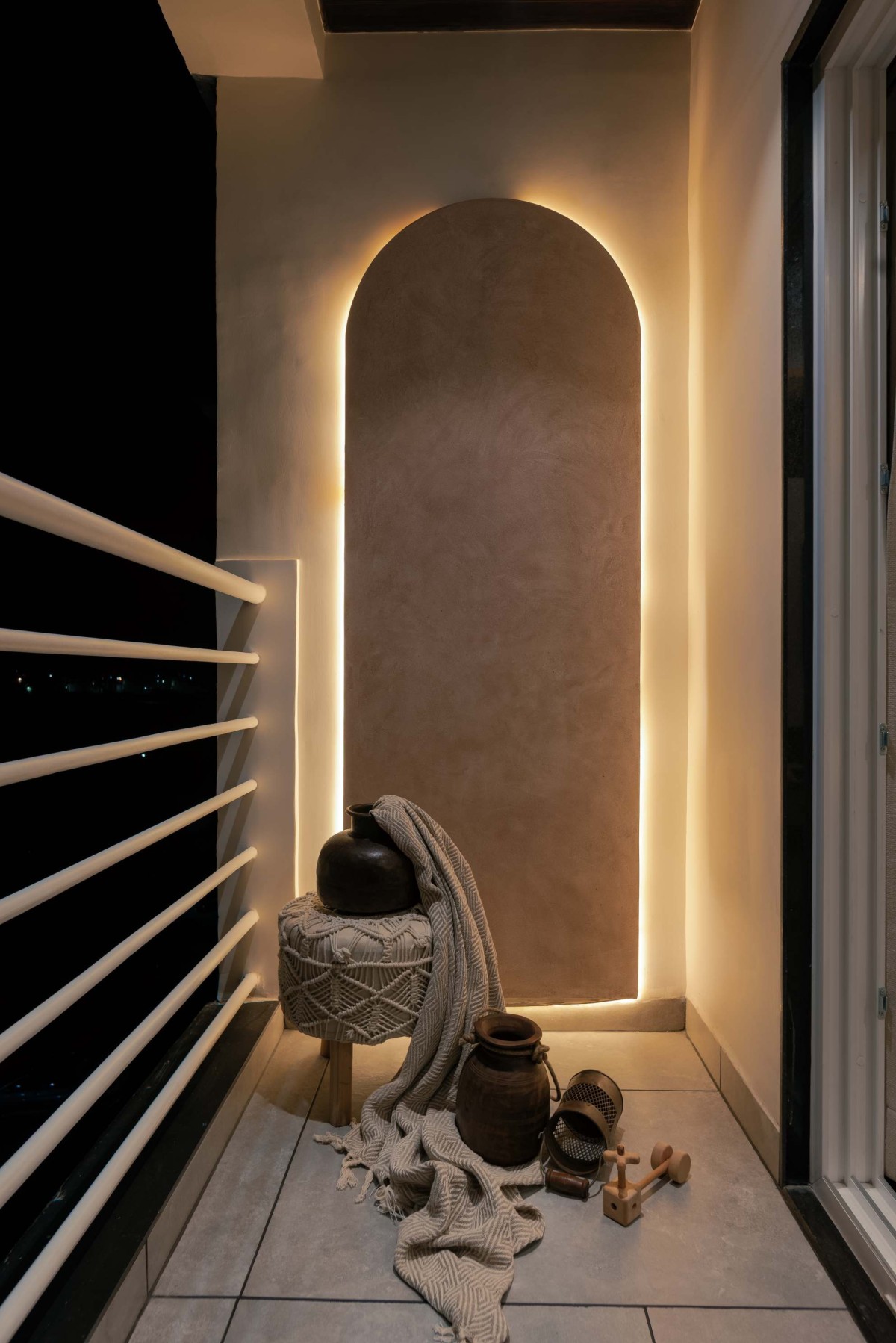 Balcony of Neer by Ideogram Design Studio
