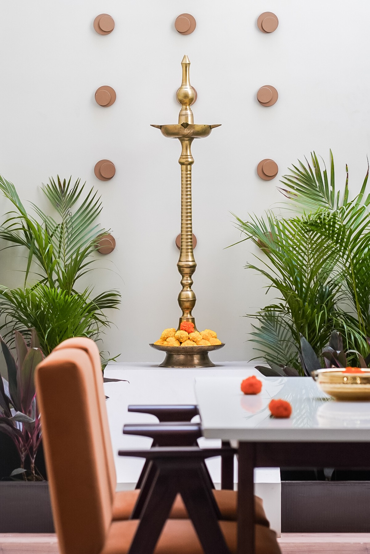 Detailed shot of Dining room of Mauli - A House With Simplicity by Vishwakarma