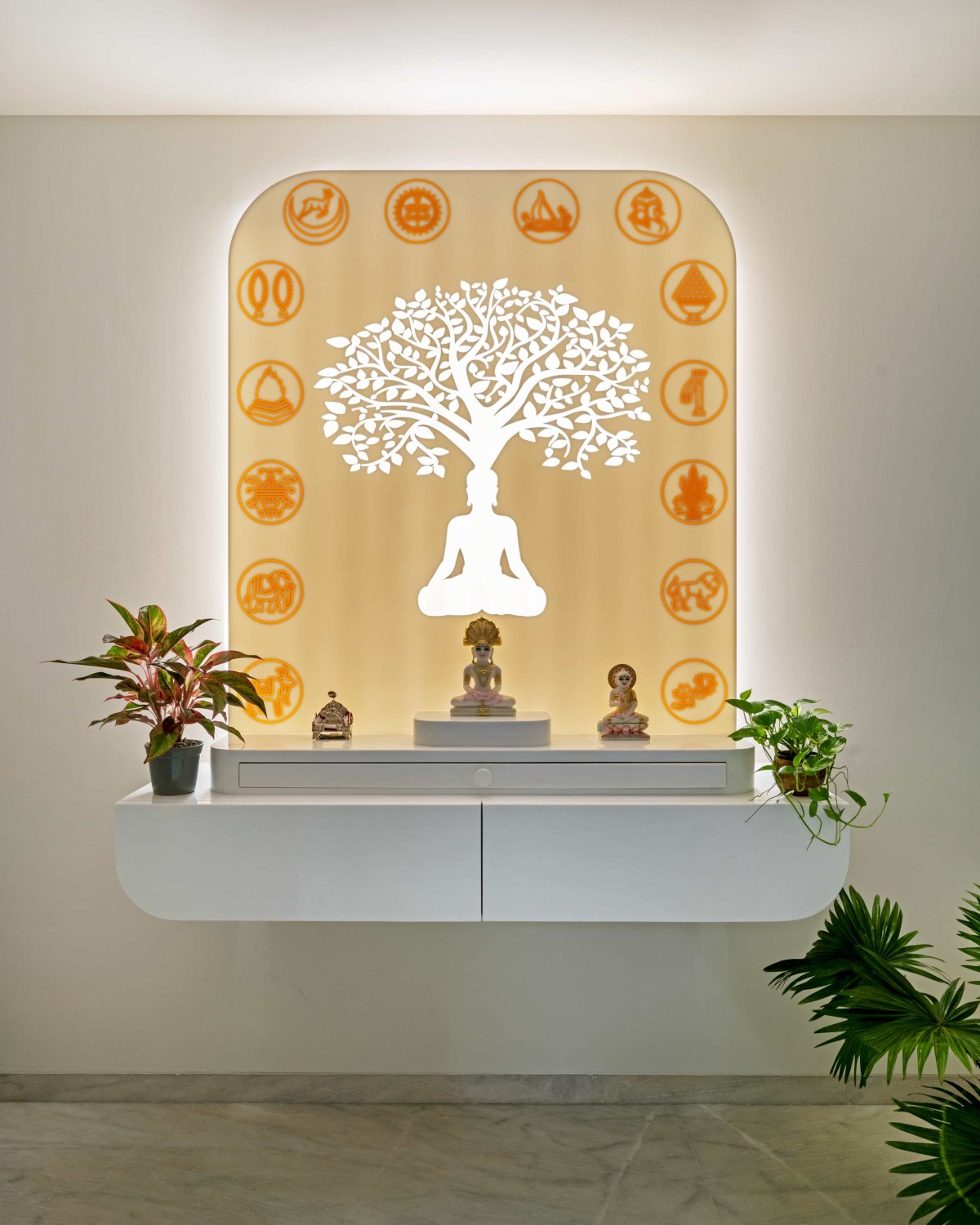 Pooja room of Aangan (Grandezza - C wing) by Obaku Design