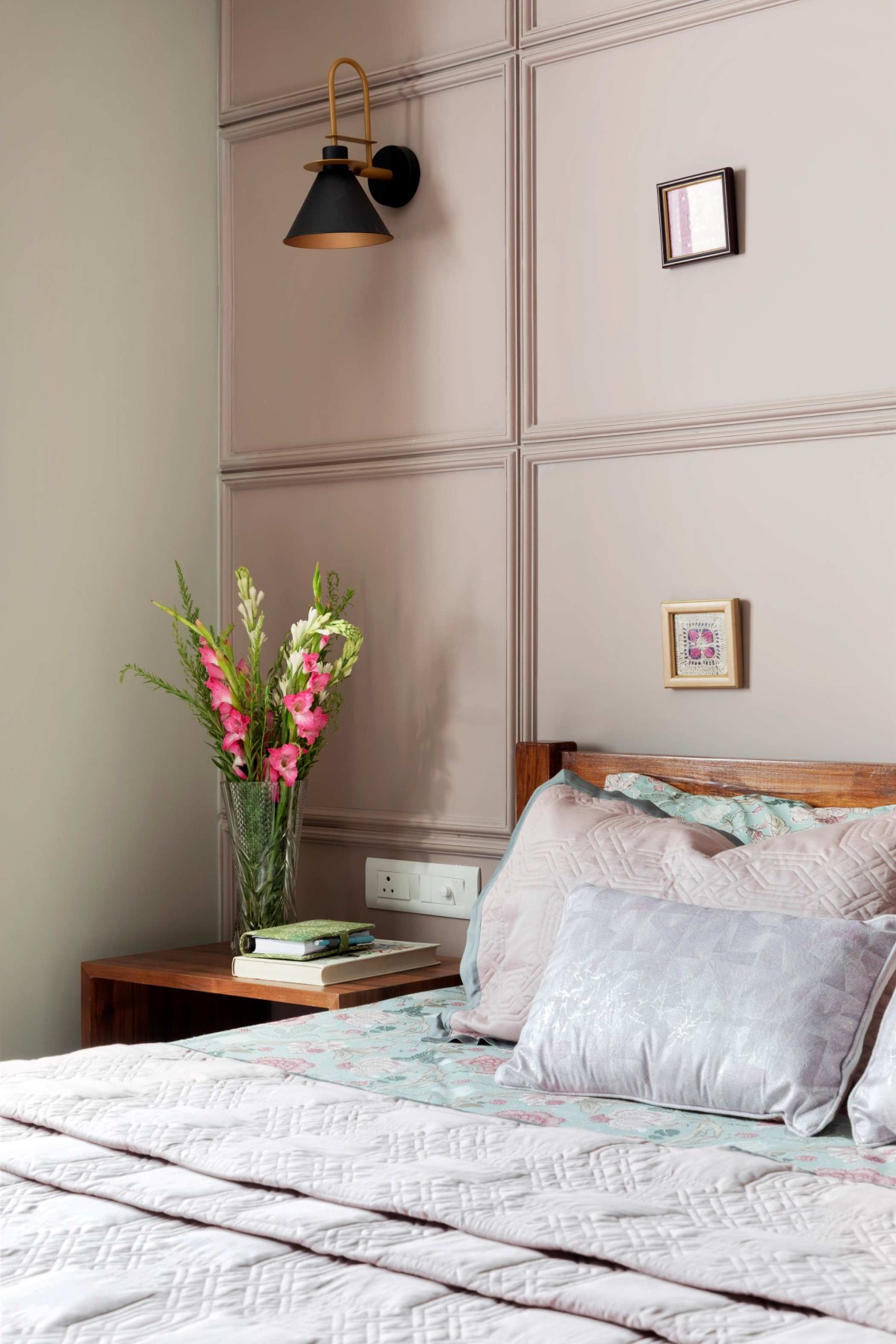 Bedroom 2 of Contemporary Flair by Phrasing Spaces