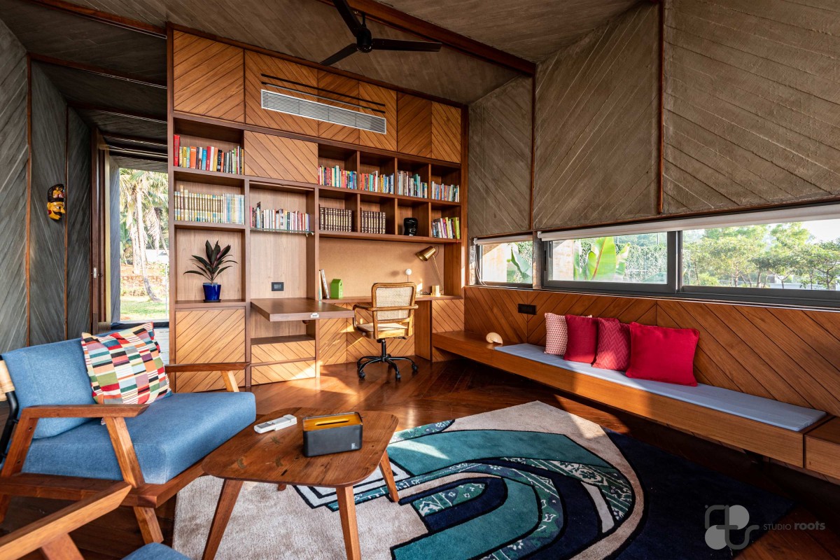 Study area of Blurring the Boundaries Weekend Home at Maale by Studio Roots