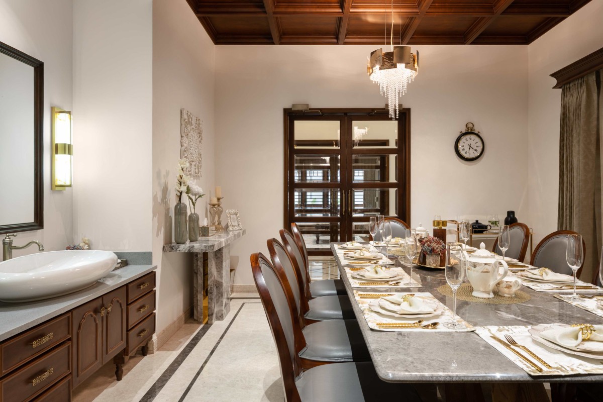 Dining of Navas Residence by Amar Architectural and Designs Pvt. Ltd.