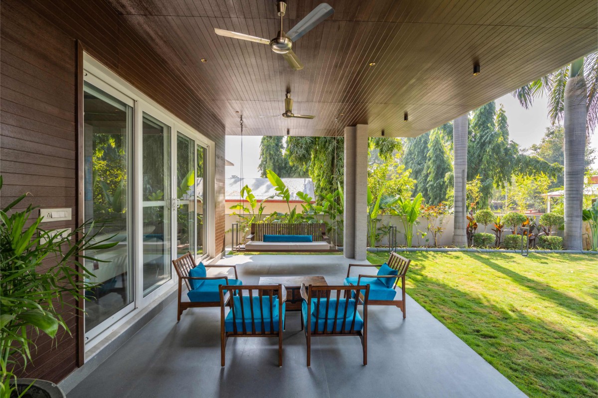 Outdoor seating of Vithalesh Residence by Ace Associates