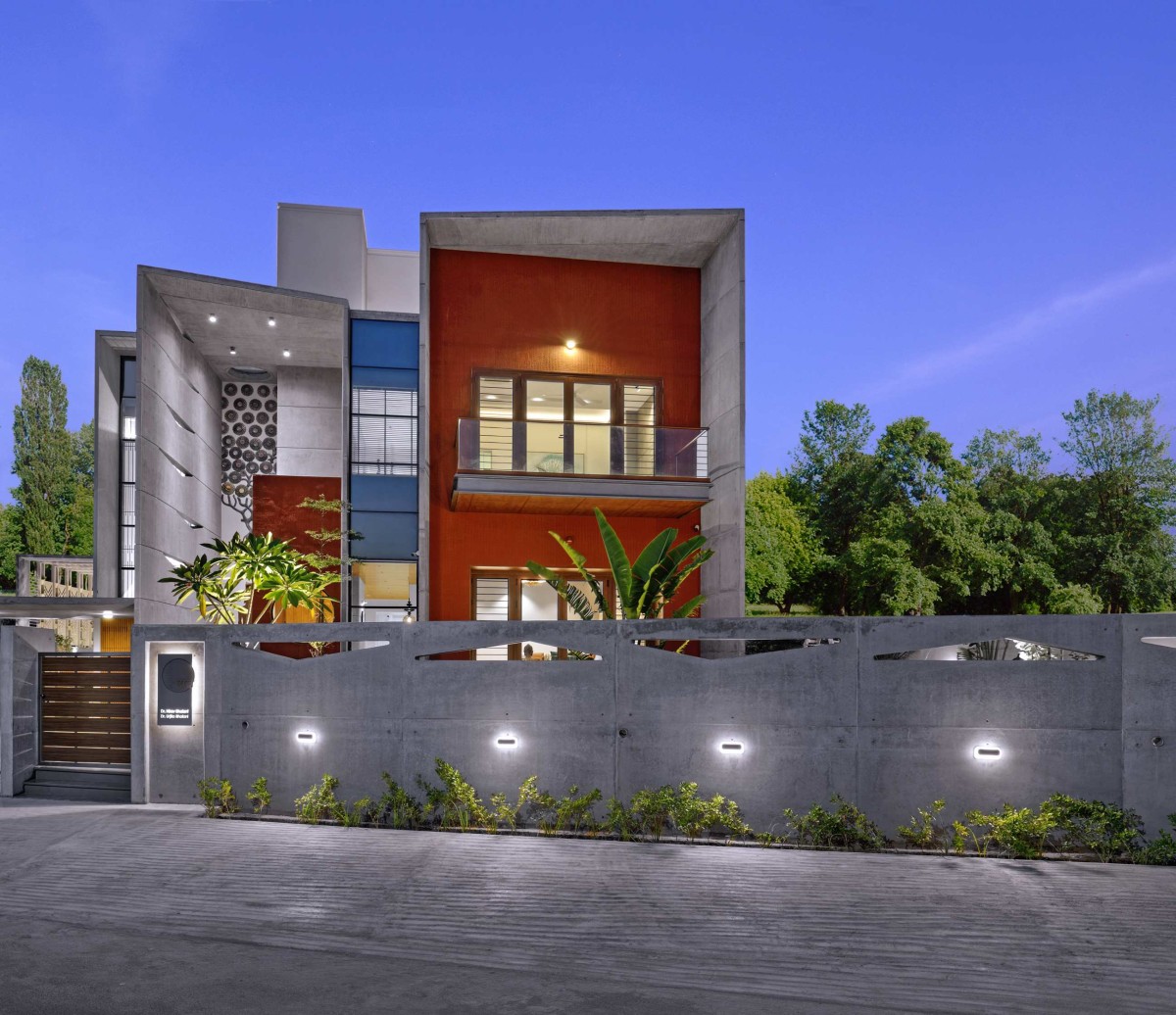 Elevation of Dr. Nirav Bhalani’s Residence by Dipen Gada & Associates
