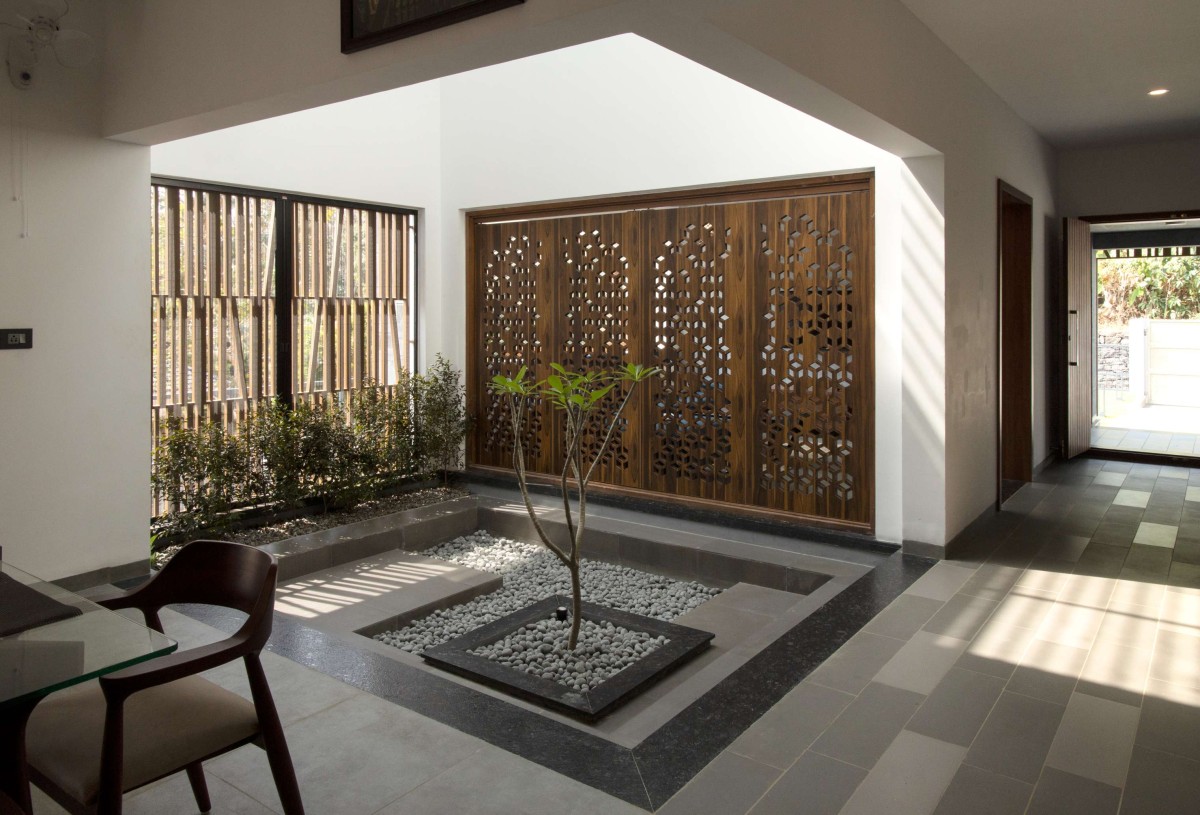 Courtyard of Amballoor Residence by N&RD