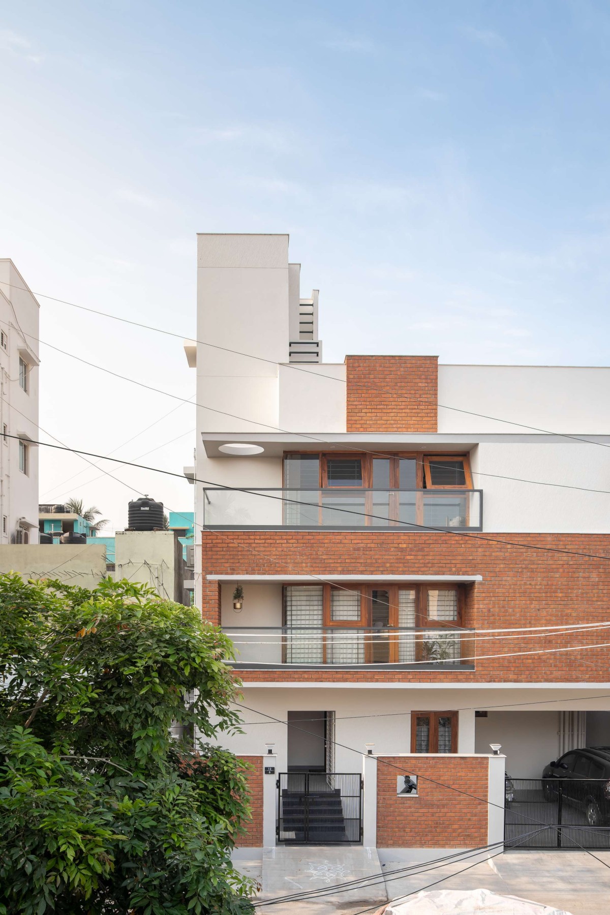 Exterior view of N House by Madras Spaces