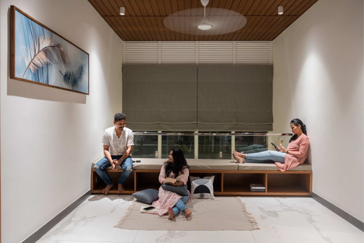 Family Living of The Pravasi Home by Studio Vista Architects