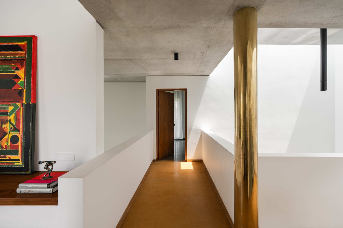 First floor passage of Joshi House by Anahata Architects