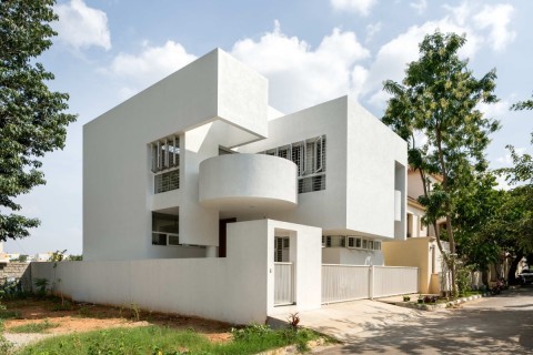 Joshi House by Anahata Architects