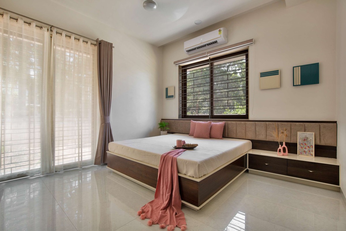 Master bedroom of Nandalaya Residence by Mandala Design Consortia