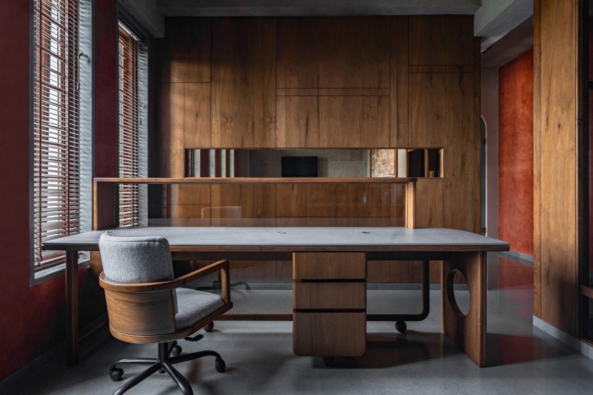 Workstations of Office Design by Design Ni Dukaan