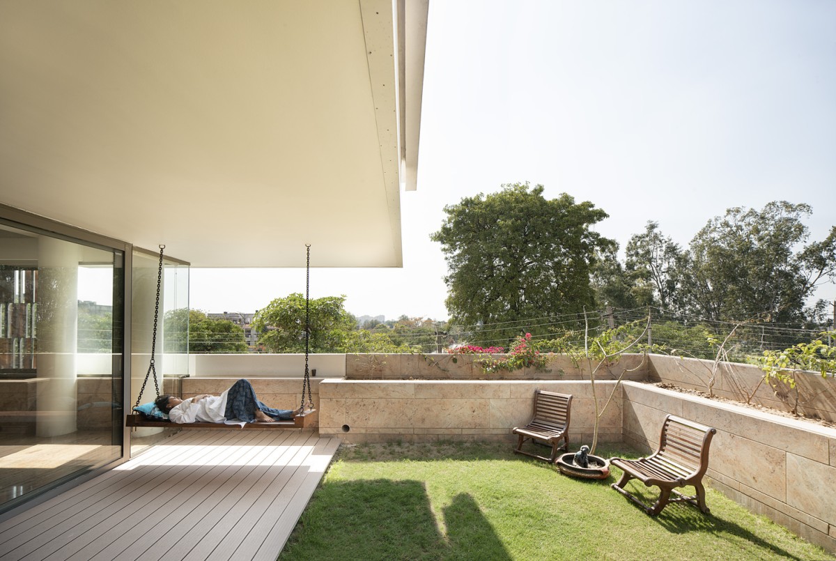 Terrace of Residence 35 by Charged Voids