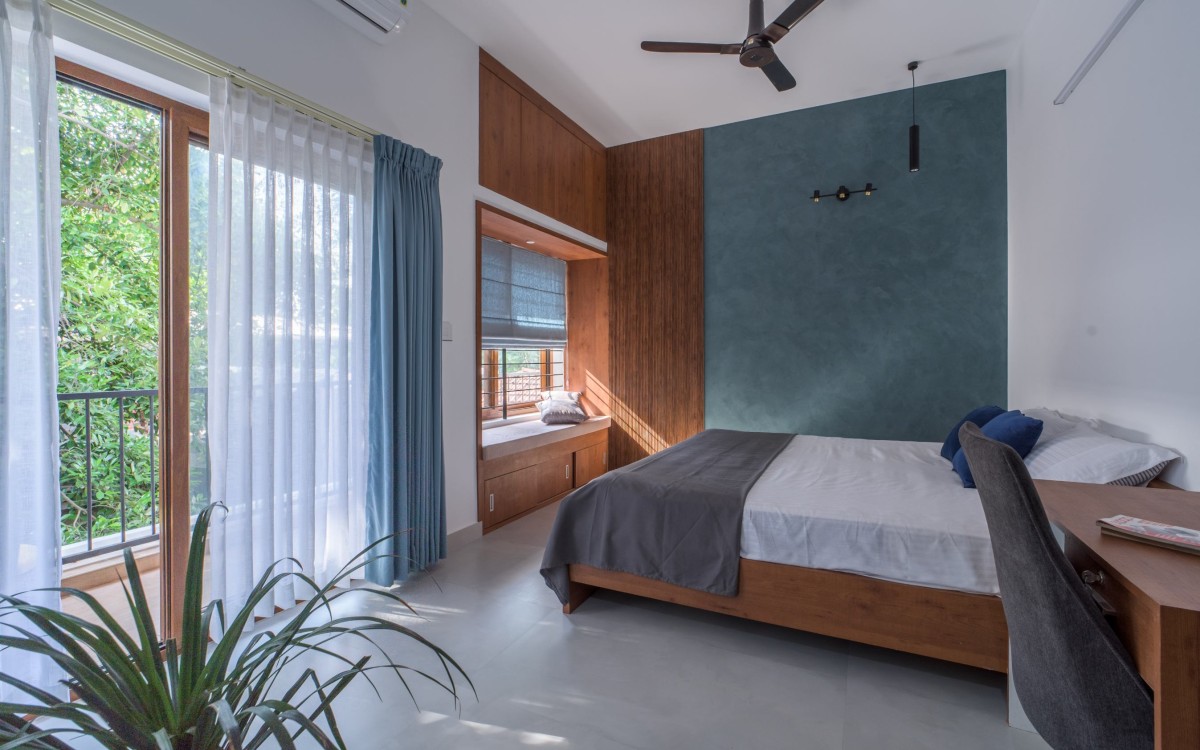 Bedroom 2 of Soji's Residence by Viewpoint Dezigns