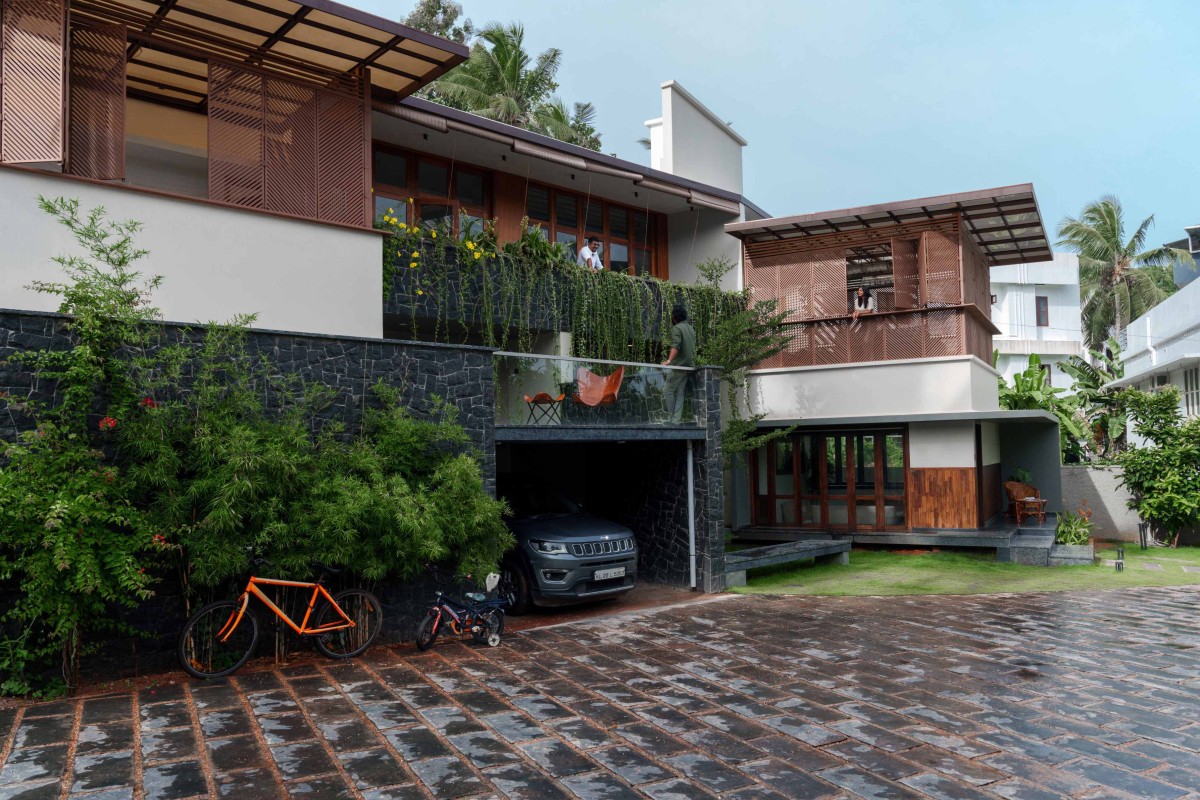 Exterior view of AANANDHAM – The house of bliss by Urbane Ivy