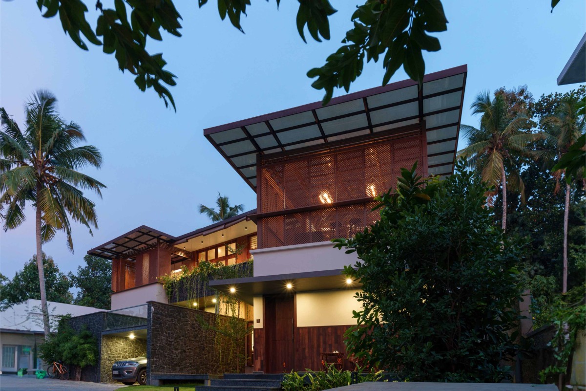 Dusk light exterior view of AANANDHAM – The house of bliss by Urbane Ivy