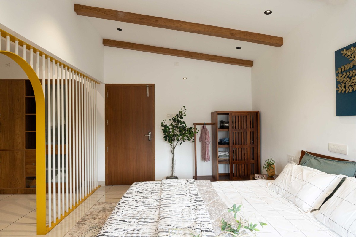 Bedroom of Breen House by CLAYCOOP Architects