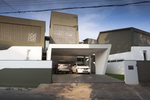 The Skewed House by LIJO.RENY.architects