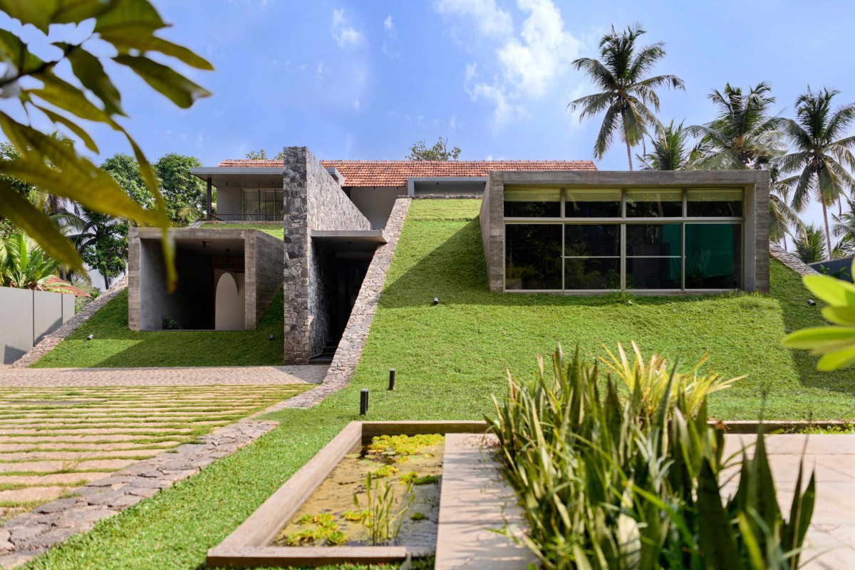 Exterior view of The Hidden House by Aslam Sham Architects