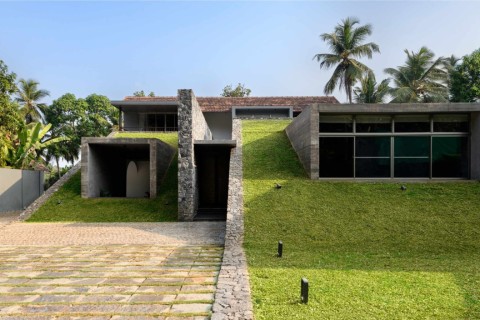 The Hidden House by Aslam Sham Architects